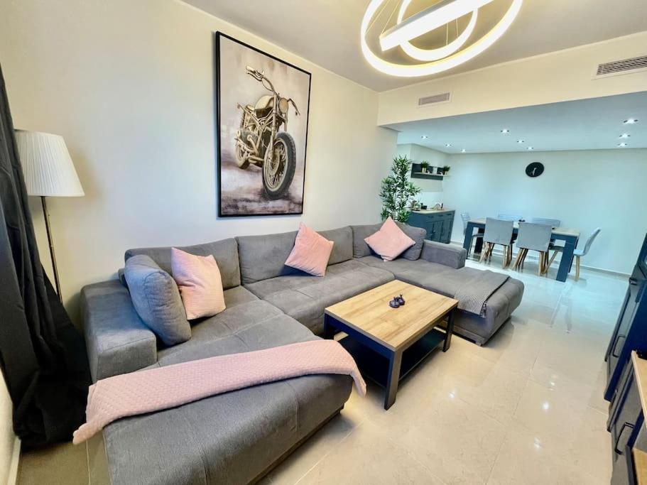 Appartement Hilton Panoramic Sea View - 2 Bedroom